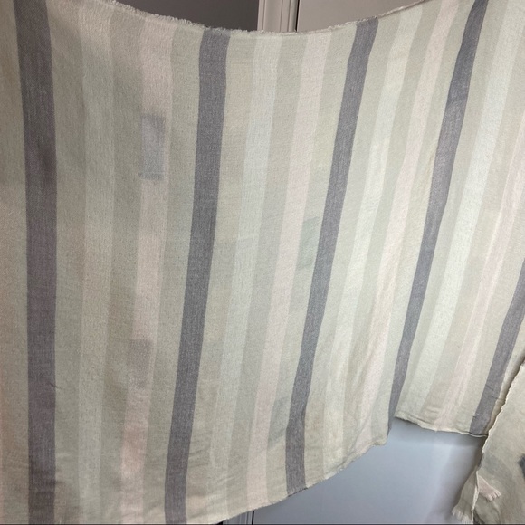 J. CREW Double-Side Beige Scarf Gray & Pink Strips - Picture 5 of 9